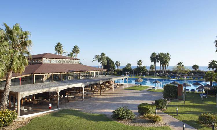 Bar de la piscine Hotel Ilunion Islantilla Huelva Bar de la piscine Hotel Ilunion Islantilla Huelva